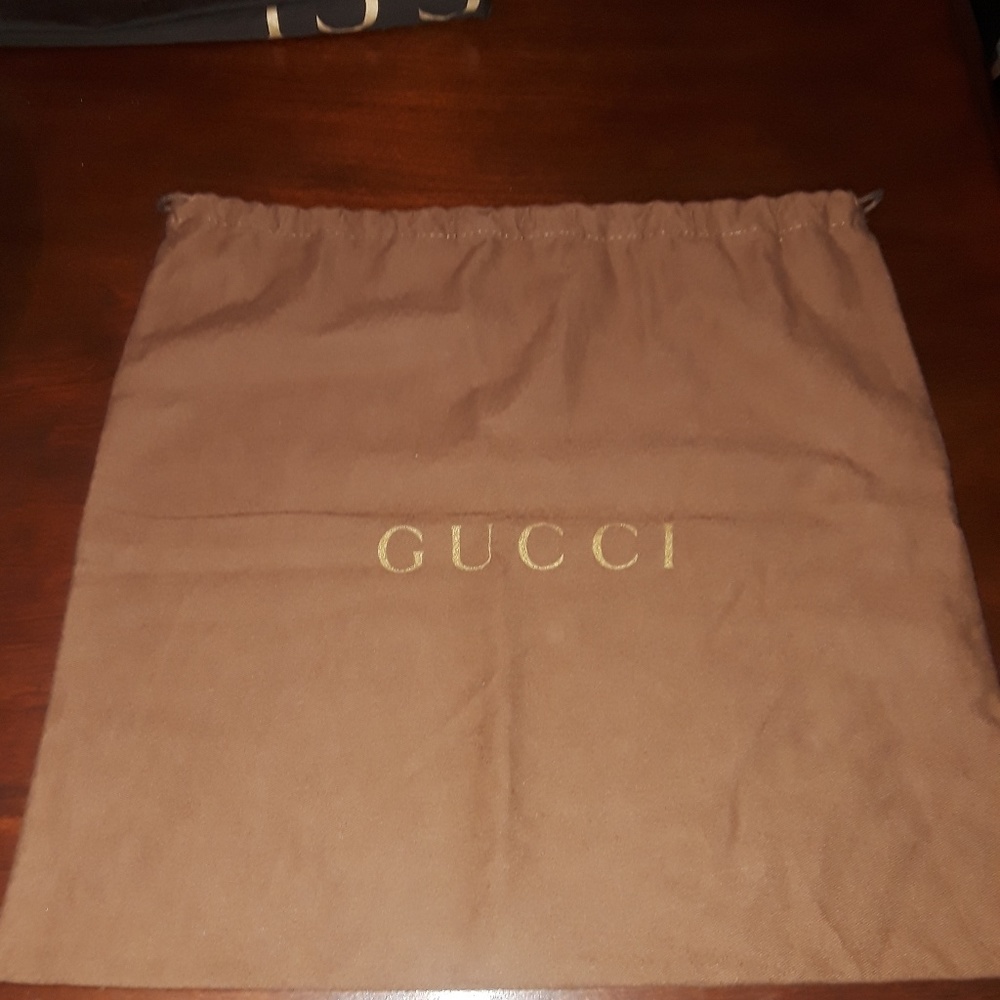 Gucci Dust cover